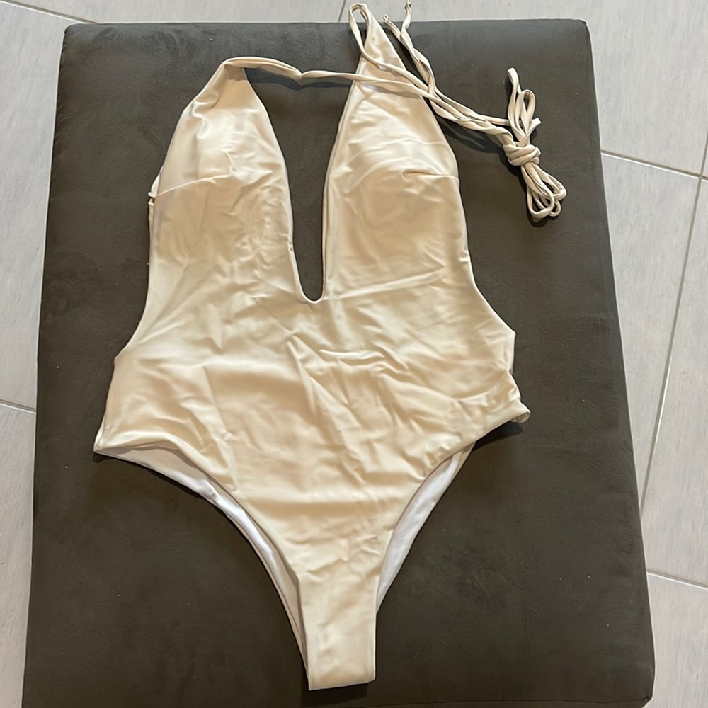 Bathing suit